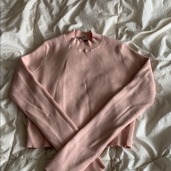 Brandy Melville Cropped long sleeve - Picture 1 of 1